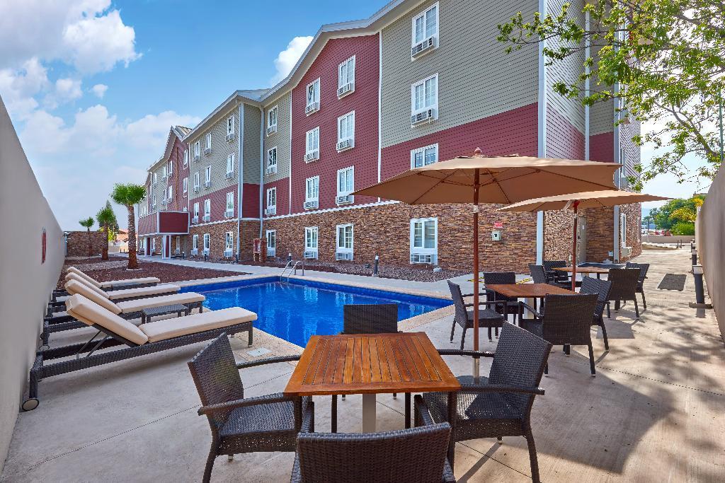 Extended Suites Queretaro Juriquilla Jurica Экстерьер фото