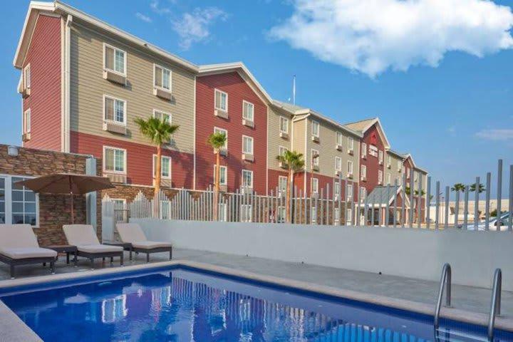 Extended Suites Queretaro Juriquilla Jurica Экстерьер фото
